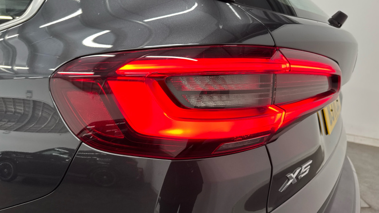 BMW X5 xDrive45e xLine 5dr Auto Estate